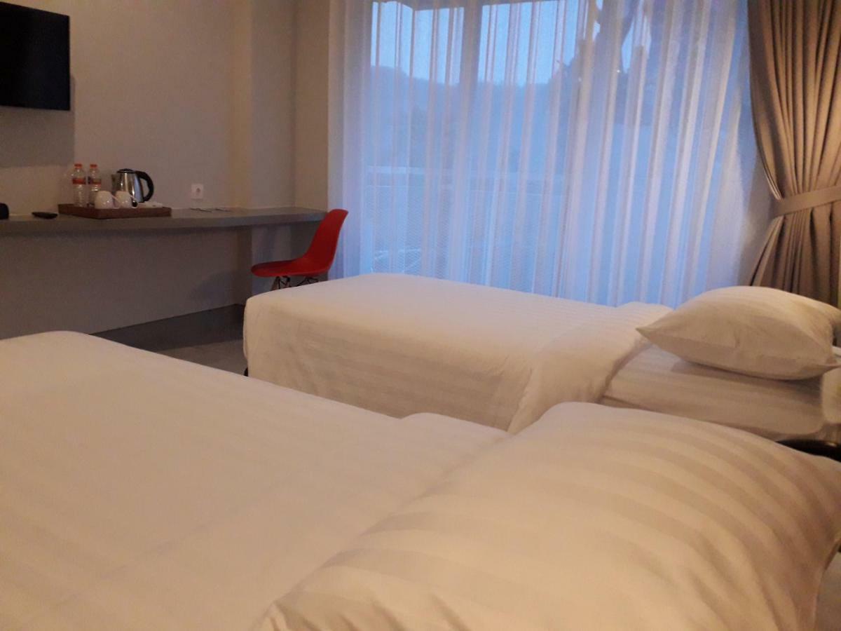 Bess Resort & Waterpark Hotel And Convention Маланг Екстериор снимка